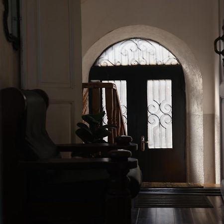 Hotel 1870 Кутаиси Екстериор снимка