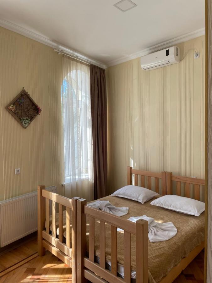 Hotel 1870 Кутаиси Екстериор снимка